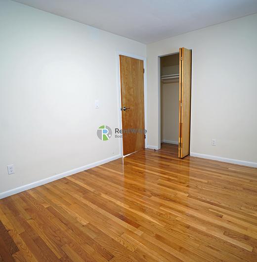 Photo of 110 Babcock St