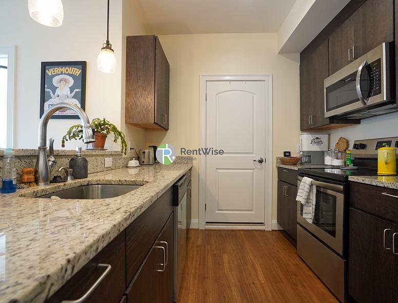 Photo of 315 Broadway