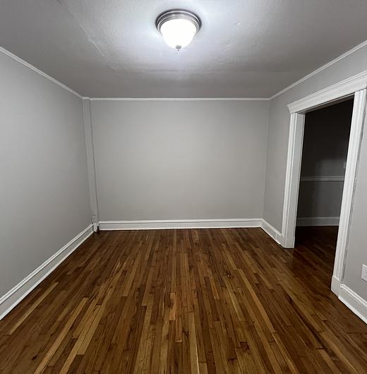 Photo of 368 Riverway