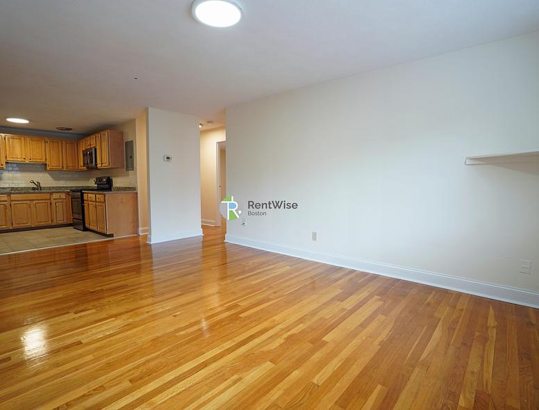 Photo of 230 Babcock Street