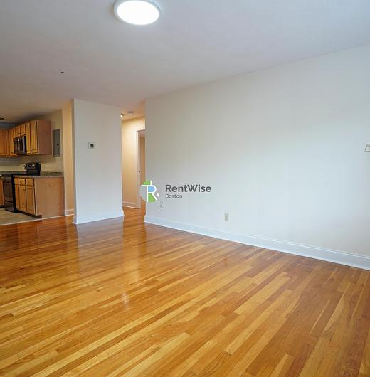 Photo of 230 Babcock Street