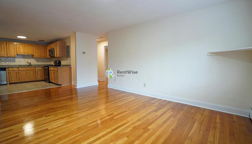 Photo of 230 Babcock Street