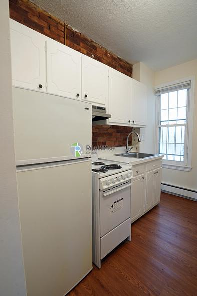 Photo of 74 S Huntington Ave