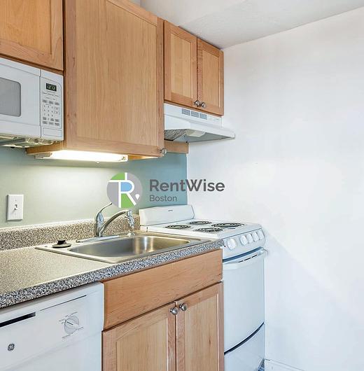 Photo of 929 Massachusetts Avenue