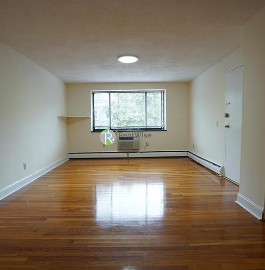 Photo of 230 Babcock Street