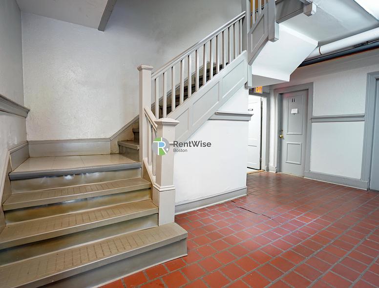 Photo of 45 Chestnut Hill Ave