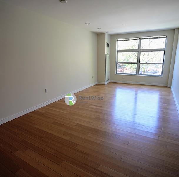 Photo of 601 Albany Street