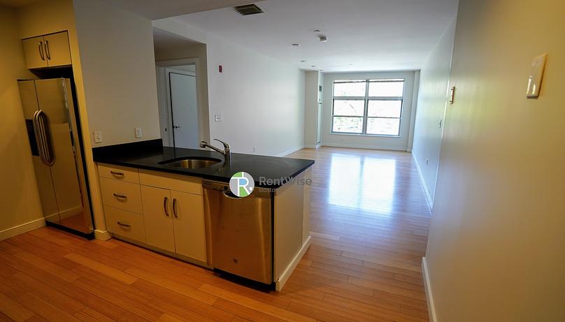 Photo of 601 Albany Street