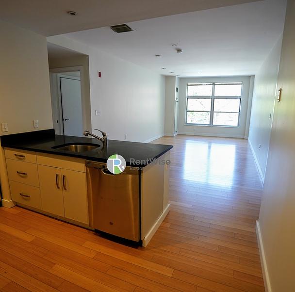 Photo of 601 Albany Street