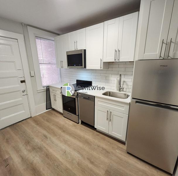 Photo of 53 Joy St