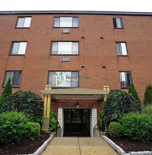 Photo of 222 Babcock St