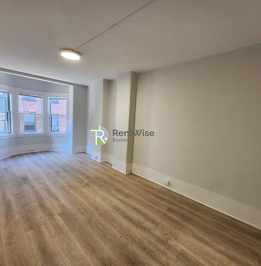 Photo of 53 Joy St