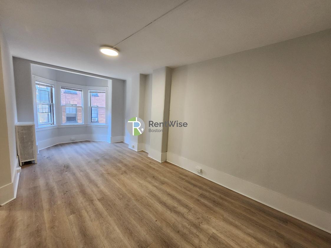 Photo of 53 Joy St