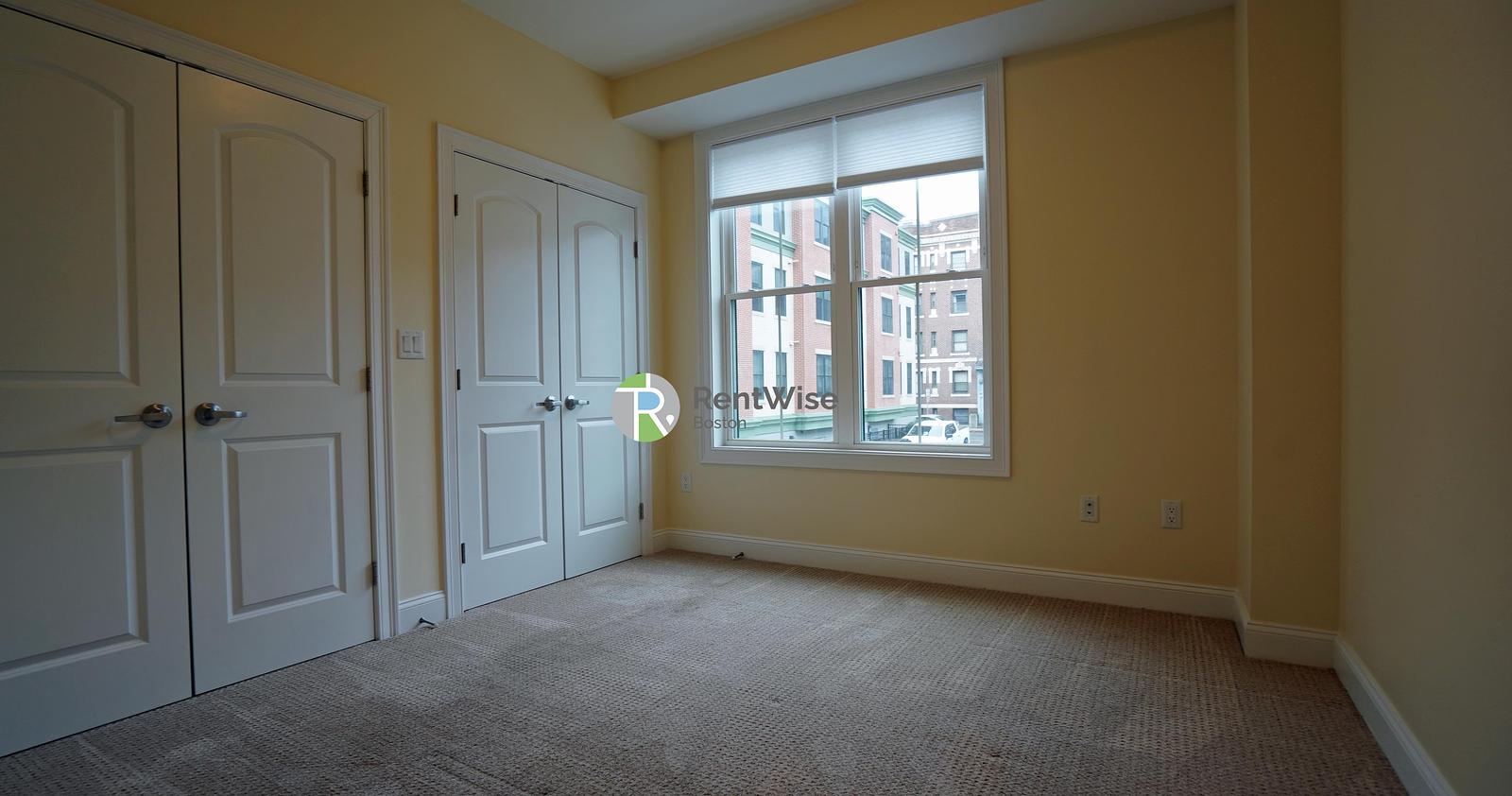 Photo of 315 Broadway