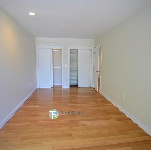 Photo of 601 Albany Street