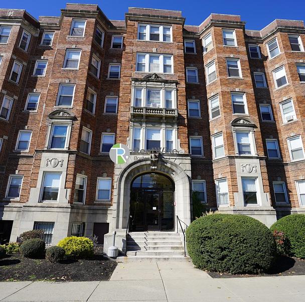 Photo of 1171 Boylston Street