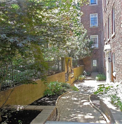 Photo of 16 Chauncy Street