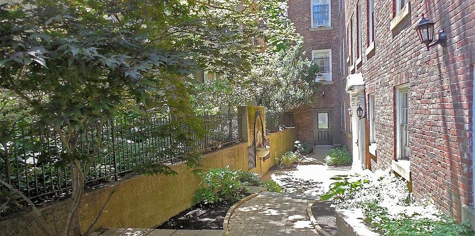Photo of 16 Chauncy Street