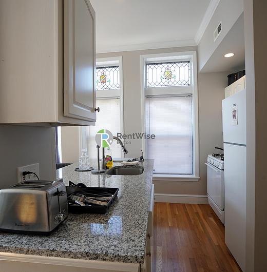 Photo of 365 Washington Street