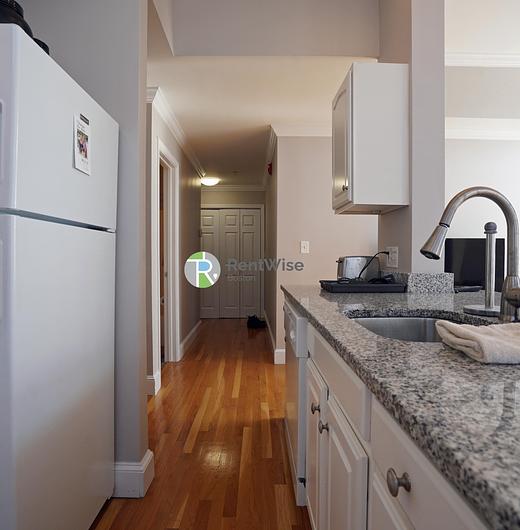Photo of 365 Washington Street