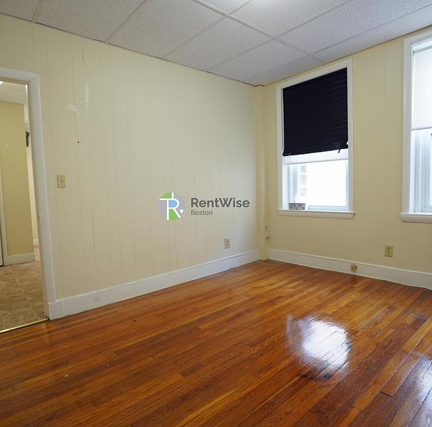 Photo of 95 Gordon St