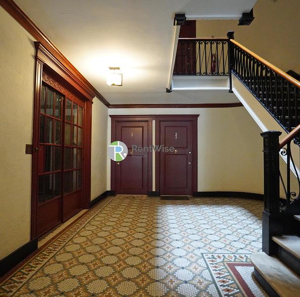 Photo of 452 Park Drive