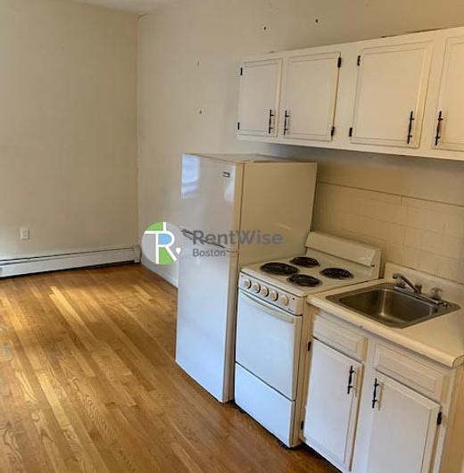 Photo of 49 South Huntington Avenue
