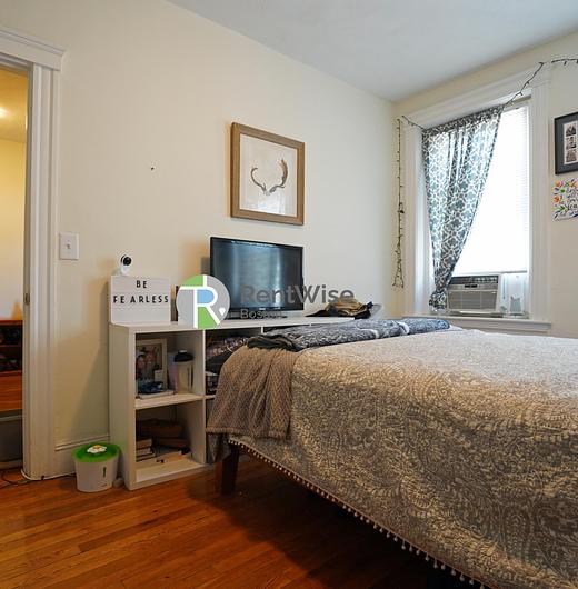 Photo of 82 Brainerd Rd