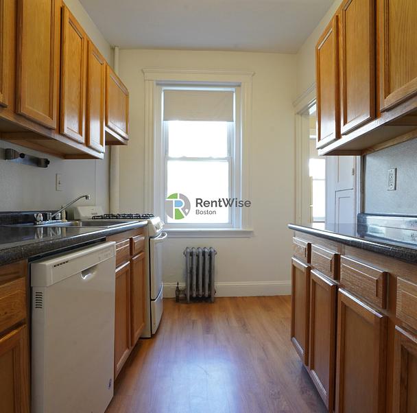 Photo of 70 Chiswick Road