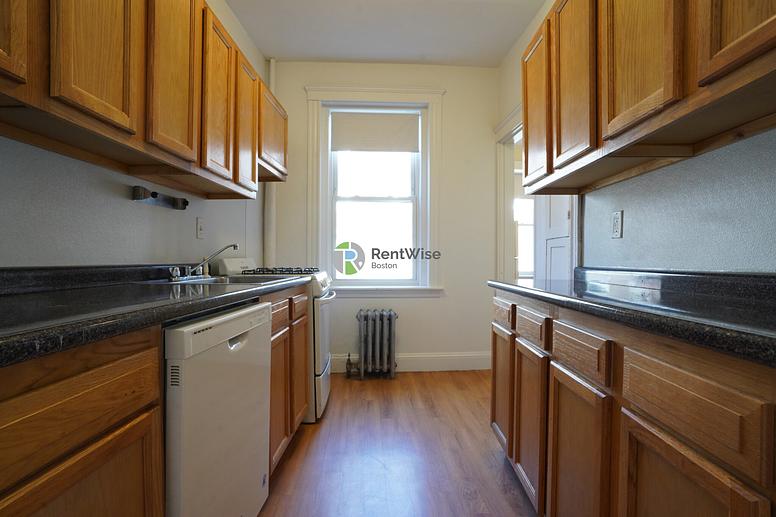 Photo of 70 Chiswick Road