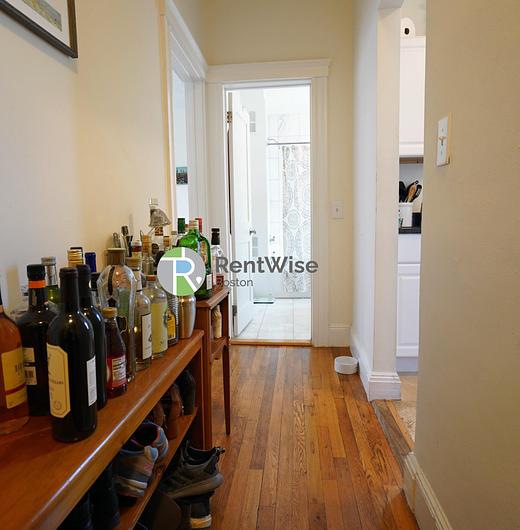Photo of 82 Brainerd Rd