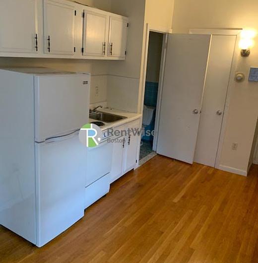 Photo of 49 South Huntington Avenue