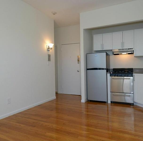 Photo of 179 Saint Botolph St