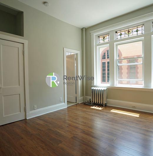 Photo of 38 Hemenway Street