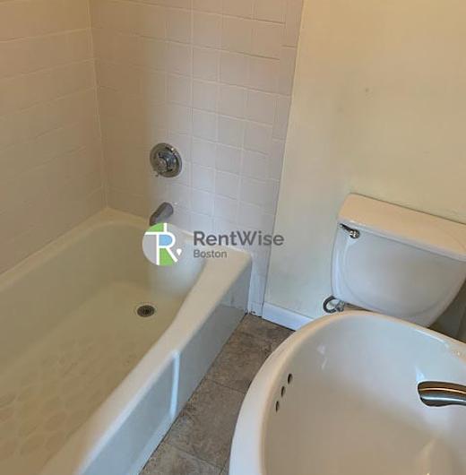 Photo of 49 South Huntington Avenue