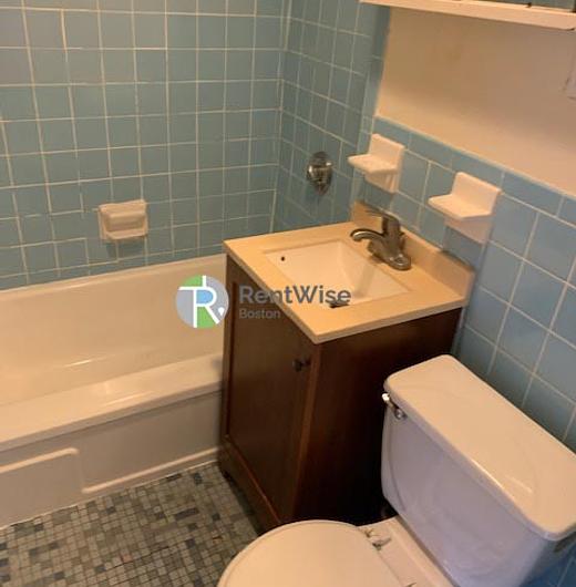 Photo of 49 South Huntington Avenue