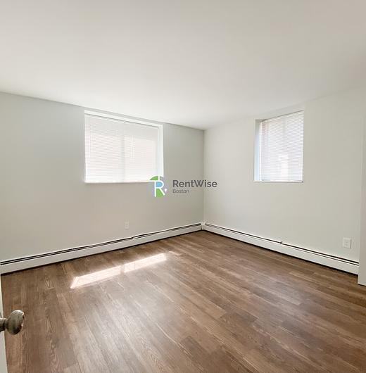 Photo of 253 Hyde Park Ave