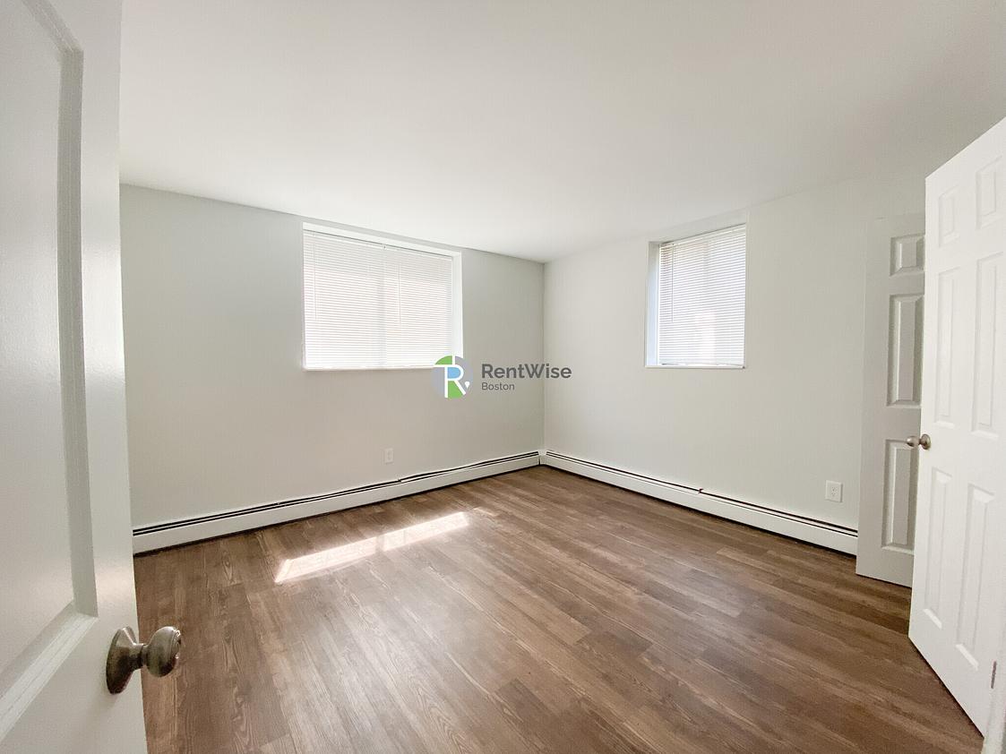 Photo of 253 Hyde Park Ave