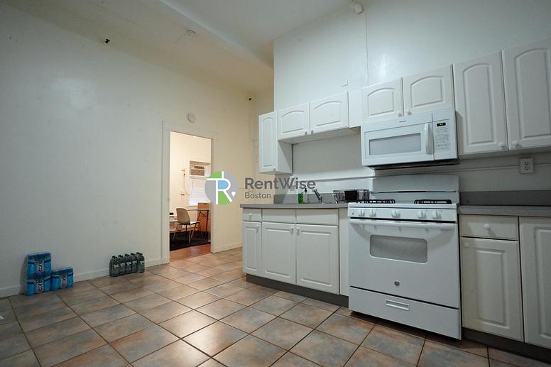 Photo of 91 Westland Avenue