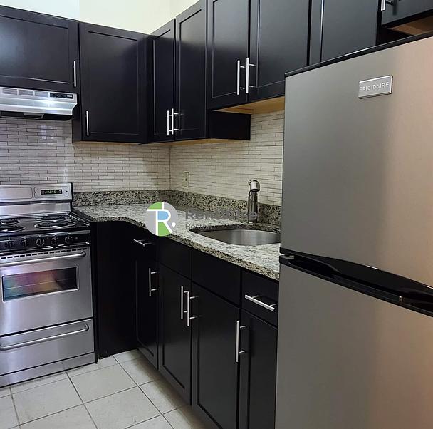 Photo of 81 Essex Street