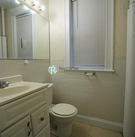 Photo of 518 Cambridge Street
