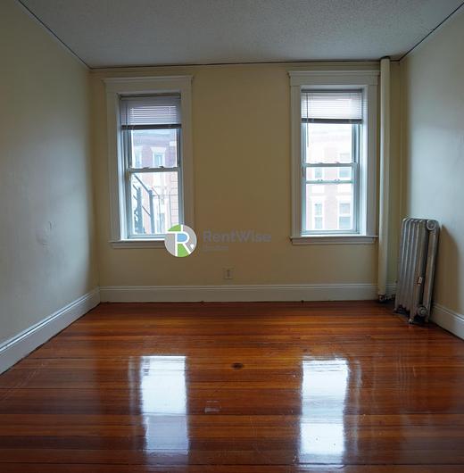 Photo of 518 Cambridge Street