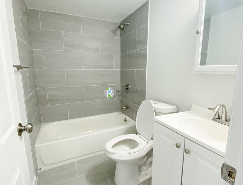 Photo of 253 Hyde Park Ave