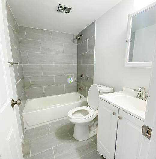 Photo of 253 Hyde Park Ave