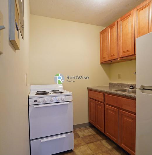 Photo of 1683 Commonwealth Ave