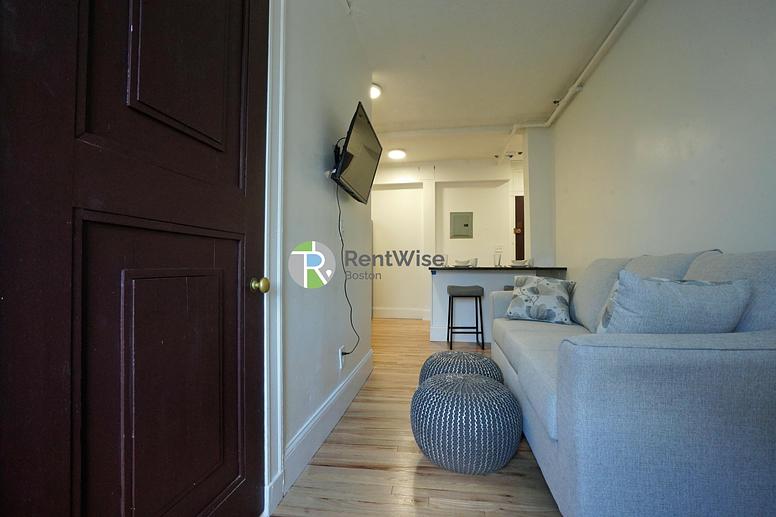 Photo of 91 Westland Avenue