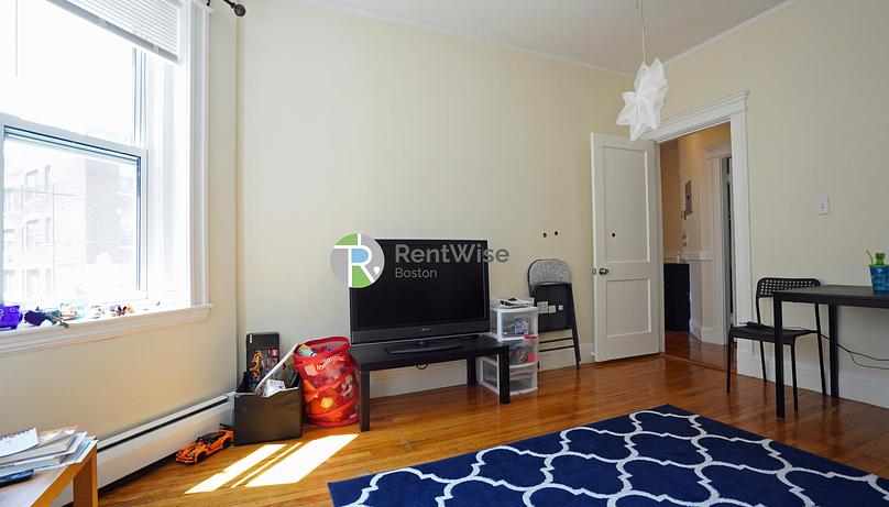 Photo of 1844 Commonwealth Avenue