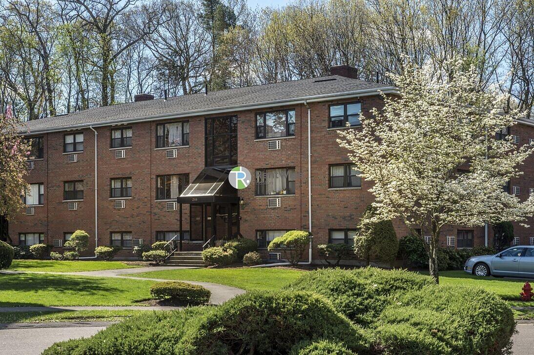 Photo of 268 Grove Street