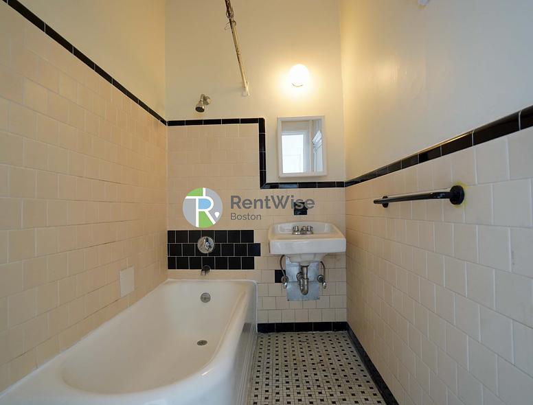 Photo of 2 Ware St