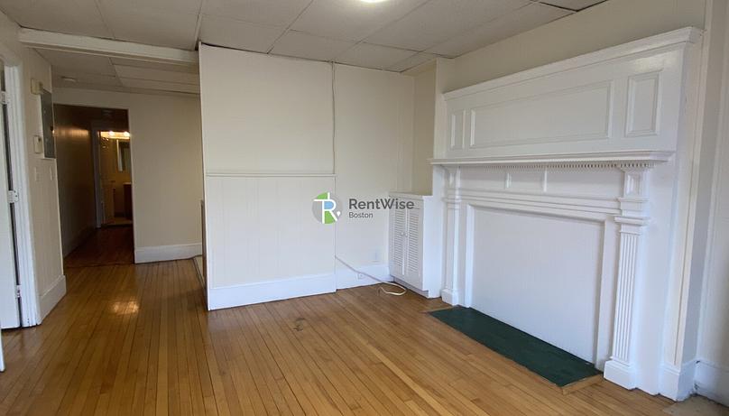 Photo of 437 Cambridge Street